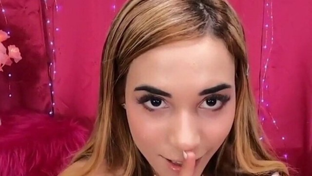 Tiny stepdaughter dirty talking while fingering vagina – POV