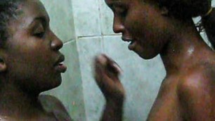Nigerian college volleyball team – sexy make-out shower